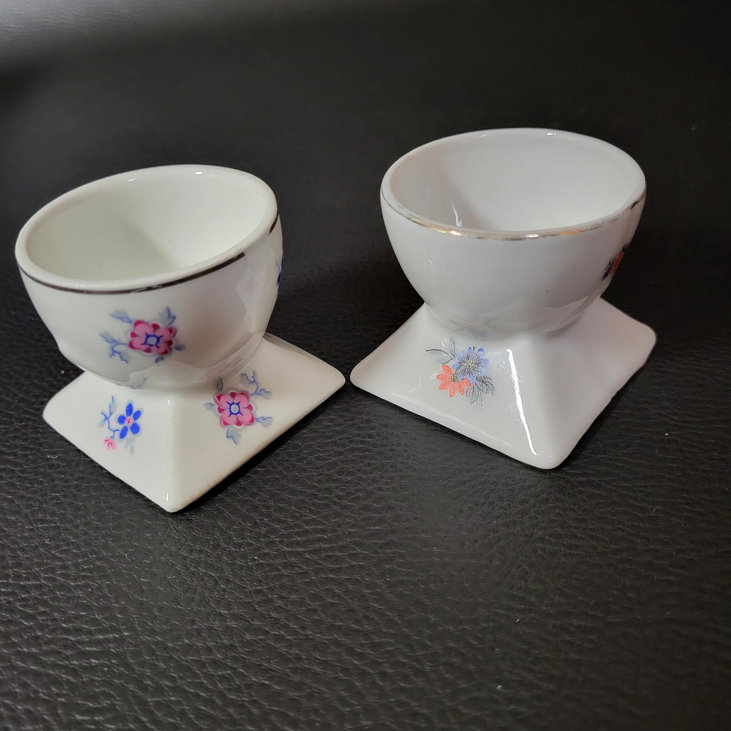 Lot De 4 Tasses Anciennes Et 1 Coquetier En Faïence – Décor Vert, XIXe-XXe Siècle – Très Bon état