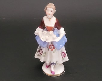 Capodimonte porcelain figurine of a waitress with tray and tumblers Capodimonte signed vintage Made in Italy