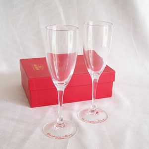 Mumm 2 copas de champán Mumm en rojo en el pie caja de 2 copas para beber en el amor vintage Hecho en Francia