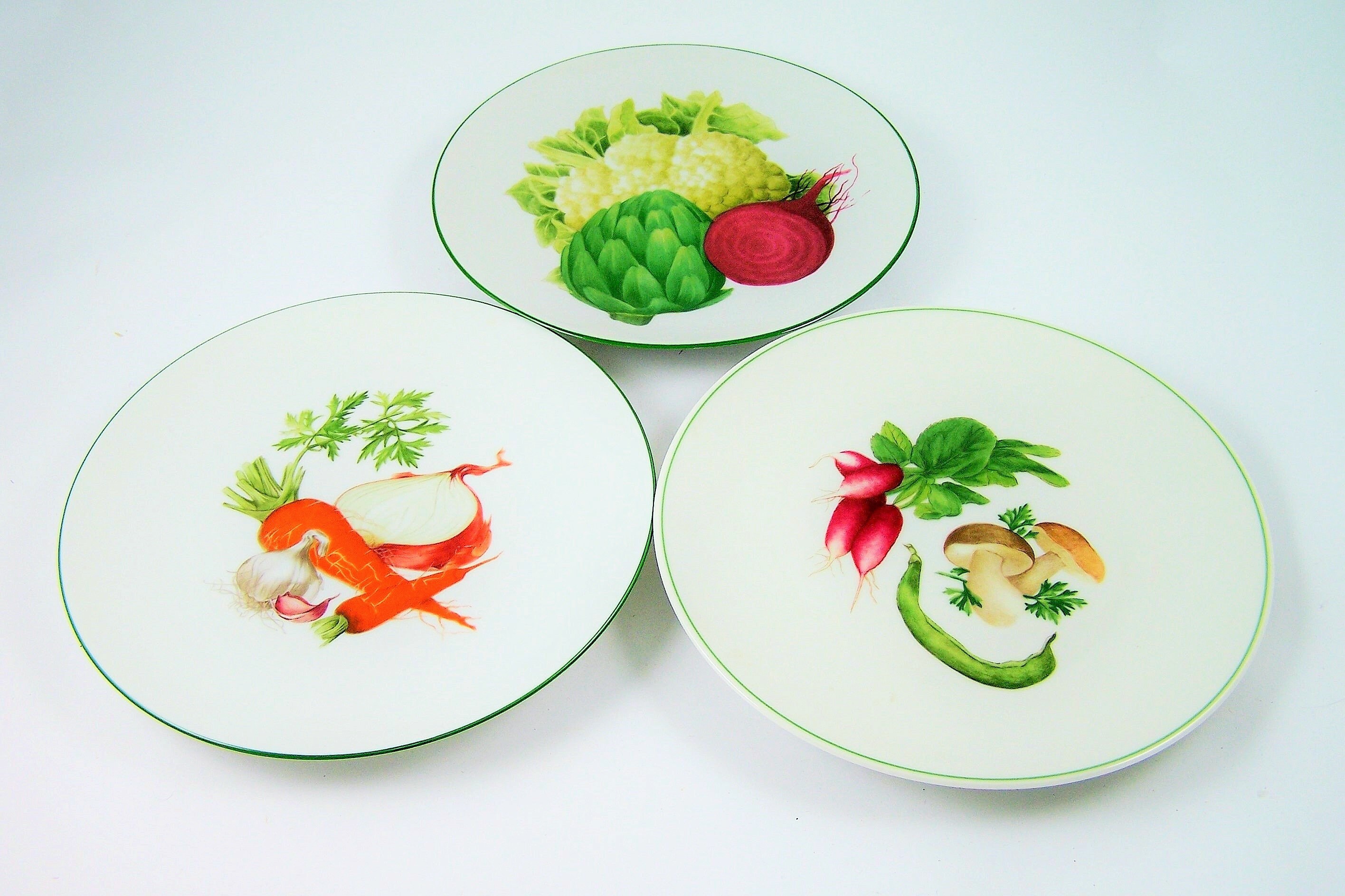 3 Assiettes à Dessert Décor de Légumes Porcelaine Blanche Lourioux Bordure Verte Création Deshoulièr
