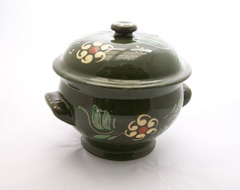 French soup tureen  potery from Alsace daisy pattern green outside yellow inside vintage Made in France