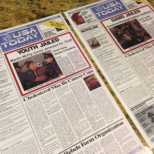 2015 USA Today Back to the Future 2 Movie Prop Set of 2 Newspaper Replica Print 11x17