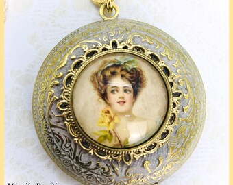 Vintage Locket Necklace, Victorian Image, Brass Locket, Handmade Jewelry, Hand Painted, Photo Locket, Gift for Her, Free Shipping
