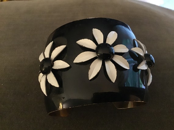 Vintage 60’s Black & White Enamel Floral Flower P… - image 9