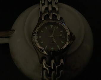 ESQ ESQUIRE Swiss Quartz Women's Silver WATCH - Water