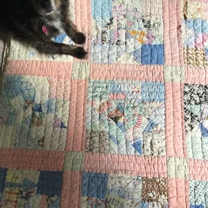 Vintage Tattered & Torn Old Farmhouse Very Shabby Pink Quilt Distressed Damaged Patchwork Display Quilt Shabby Lovers Only Cutter