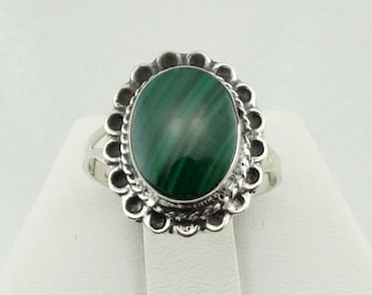 Simple verde malaquita cabochon en un anillo de plata de ley vintage envío gratis! #MALACHITE8-SR1