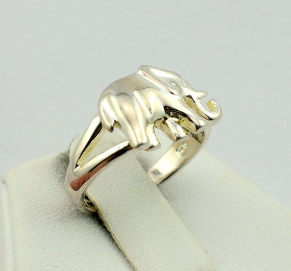 Unique Elephant Solid Sterling Silver Vintage Rin… - image 4