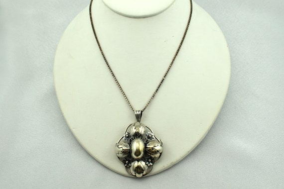 Beautiful Leafy Floral Matching Sterling Silver R… - image 2