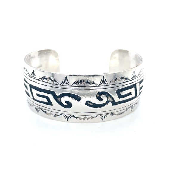 Native American Fantastic Vintage Hopi Sterling Silver Rug Designs Bracelet Native American Fantastic Vintage Hopi Sterling Silver Rug Designs Bracelet