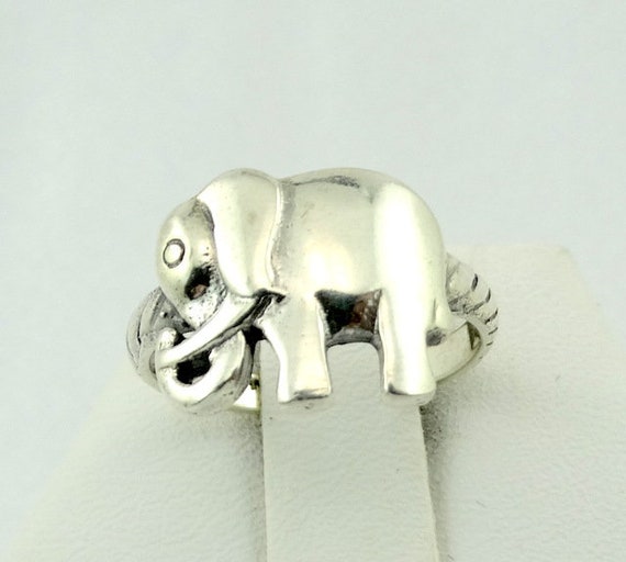 Unique Elephant Solid Sterling Silver Vintage Rin… - image 1