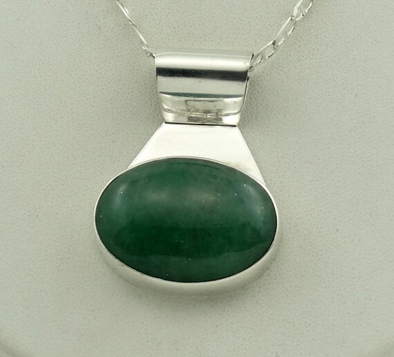 Simple Green Aventurine Vintage Sterling Silver P… - image 1