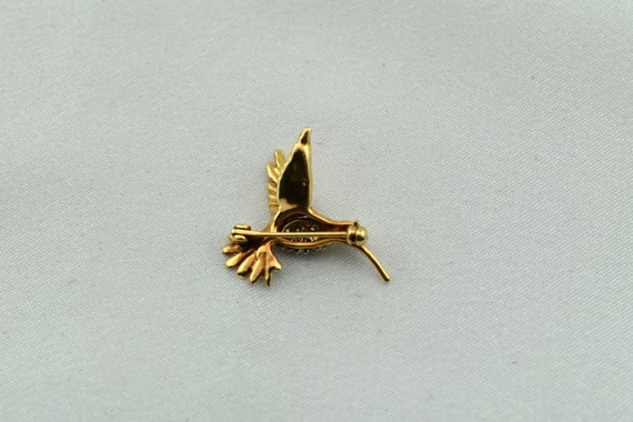 Dazzling 14K Yellow Gold Hummingbird Brooch With … - image 6