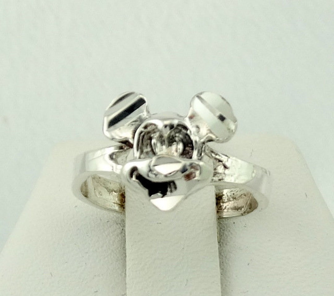 Disney Mickey Mouse Sterling Silver Ring Size 4 1/2 FREE