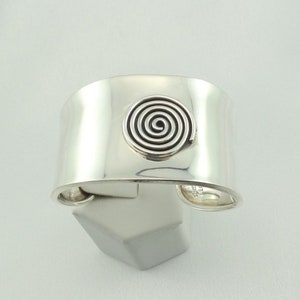 Große ungewöhnliche Spirale Symbol Hand gemacht Vintage Sterling Silber Manschette Armband #SPIRAL-ELP2