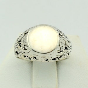 Vintage Decorative Solid Sterling Silver Signet Ring Ready For Your Personalized Engraving! FREE SHIPPING! Size 7 1/2 #SIGNET-SR2