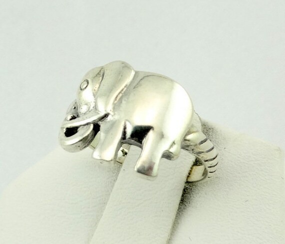 Unique Elephant Solid Sterling Silver Vintage Rin… - image 2