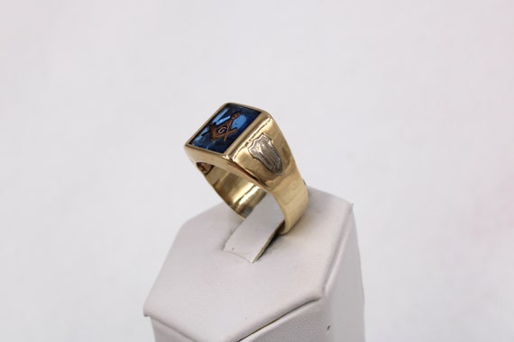 Vintage Blue Lab Created Spinel In A 14K Yellow G… - image 4