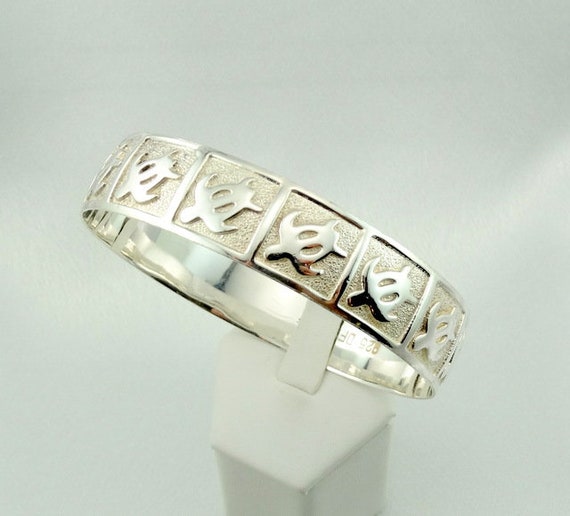 Wide Hawaiian Turtle Pattern Solid Sterling Silve… - image 1