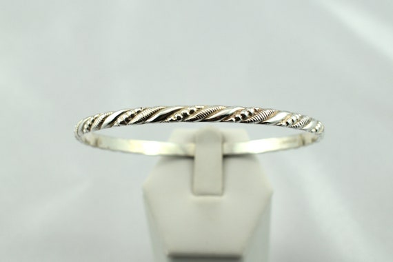 Unique Vintage Thin Twist Pattern Solid Sterling … - image 1