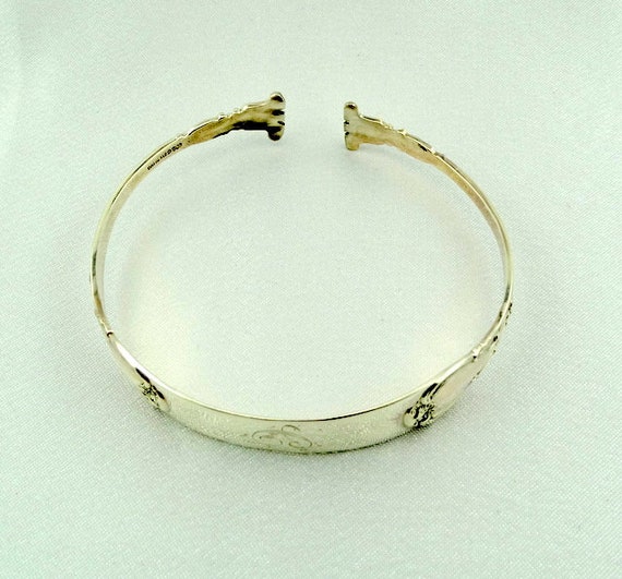 Lightweight Unique Engraved "C" Initial Vintage S… - image 7