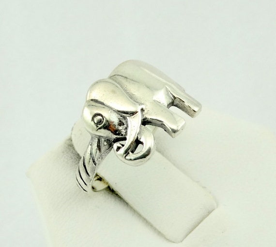 Unique Elephant Solid Sterling Silver Vintage Rin… - image 3