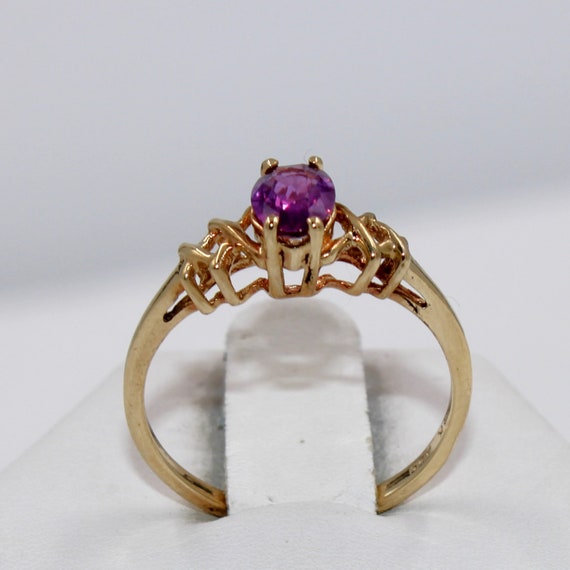 Gorgeous Purple/Pink Sapphire in a 14K Yellow Gol… - image 2