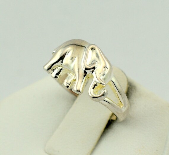 Unique Elephant Solid Sterling Silver Vintage Rin… - image 2