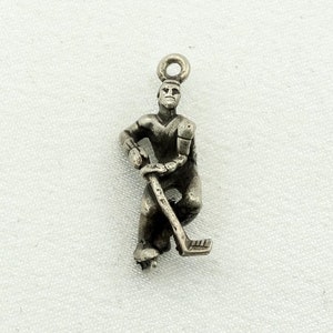 Hockey Player Vintage Solid Sterling Charm FREE SHIPPING!  HOPL-CM12