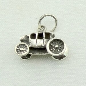 Carriage Vintage  Sterling  Silver Charm FREE SHIPPING!   #CARR-CM28