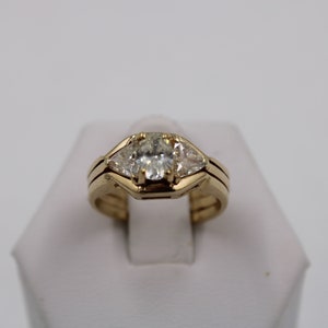 Dazzling Oval and Trillion Cut Diamonds In 14K Yellow Gold Engagement/Promise Ring Size 6 FREE SHIPPING! #OVTRL-GR3