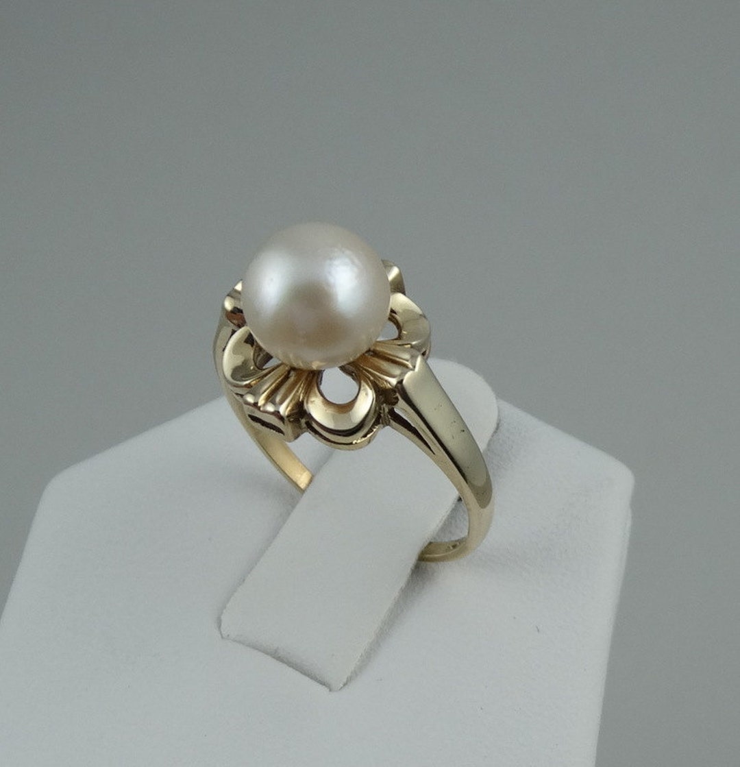 Vintage Cream Pearl in a Beautiful 14K Yellow Gold - Etsy