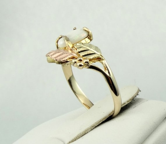 Lovely 10K Black Hills Yellow and Rose Gold Ring … - image 5