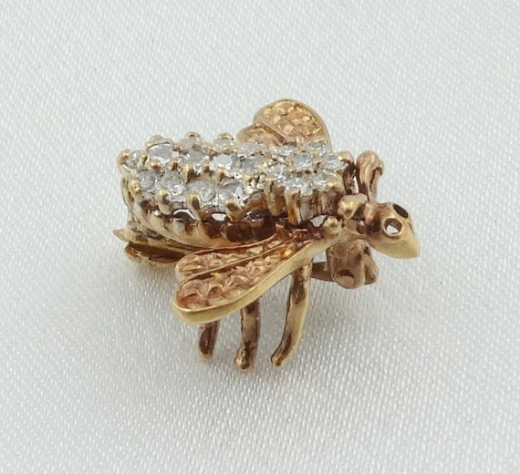 Dazzling 14K Yellow Gold Bee Brooch With Fine Dia… - image 4