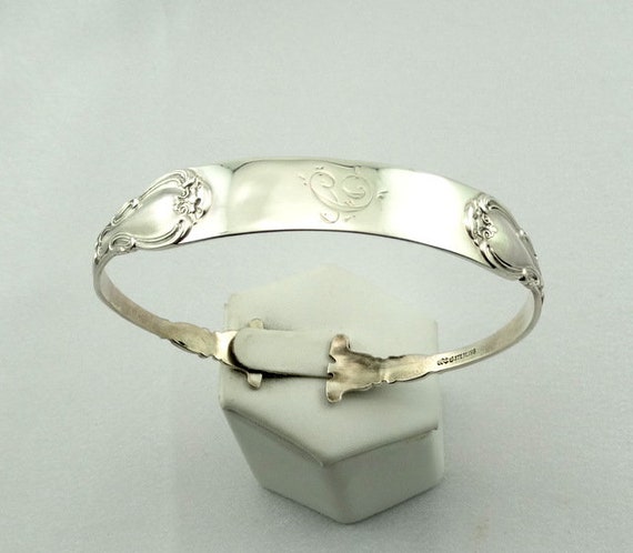 Lightweight Unique Engraved "C" Initial Vintage S… - image 3