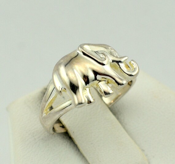 Unique Elephant Solid Sterling Silver Vintage Rin… - image 3