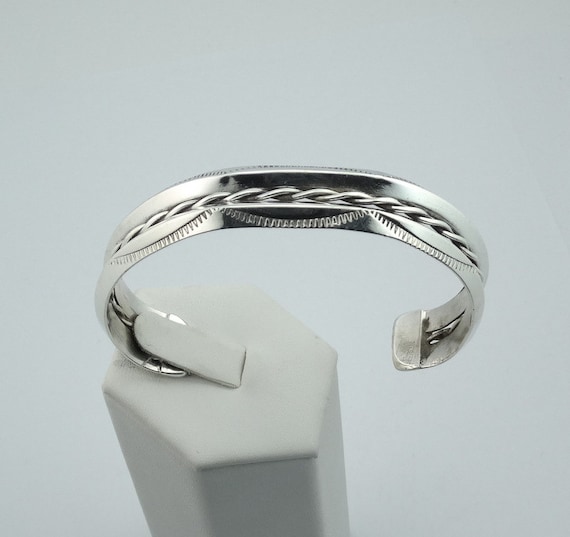Native American Frog Turquoise Southwest Sterling Silver Cuff Bracelet Native American Frog Turquoise Southwest Sterling Silver Cuff Bracelet