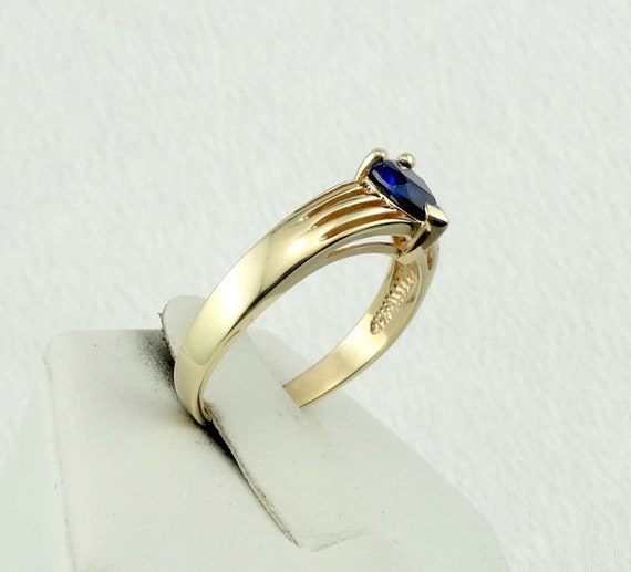 Stunning 14K Yellow Gold and Royal Blue Sapphire … - image 4