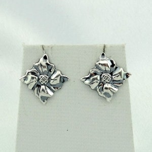 Vintage Square Flowers Sterling Silver Stud Earrings FREE SHIPPING! #SQFLOWER-ERG11