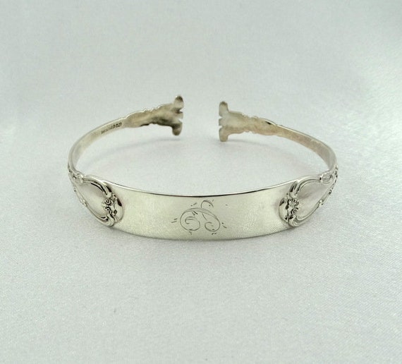 Lightweight Unique Engraved "C" Initial Vintage S… - image 6