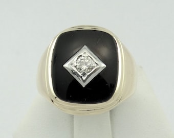 Solid 10k Yellow Gold Black Onyx 'K of C' Class Ring - Size