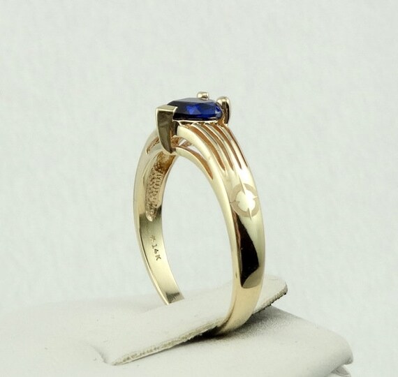 Stunning 14K Yellow Gold and Royal Blue Sapphire … - image 6