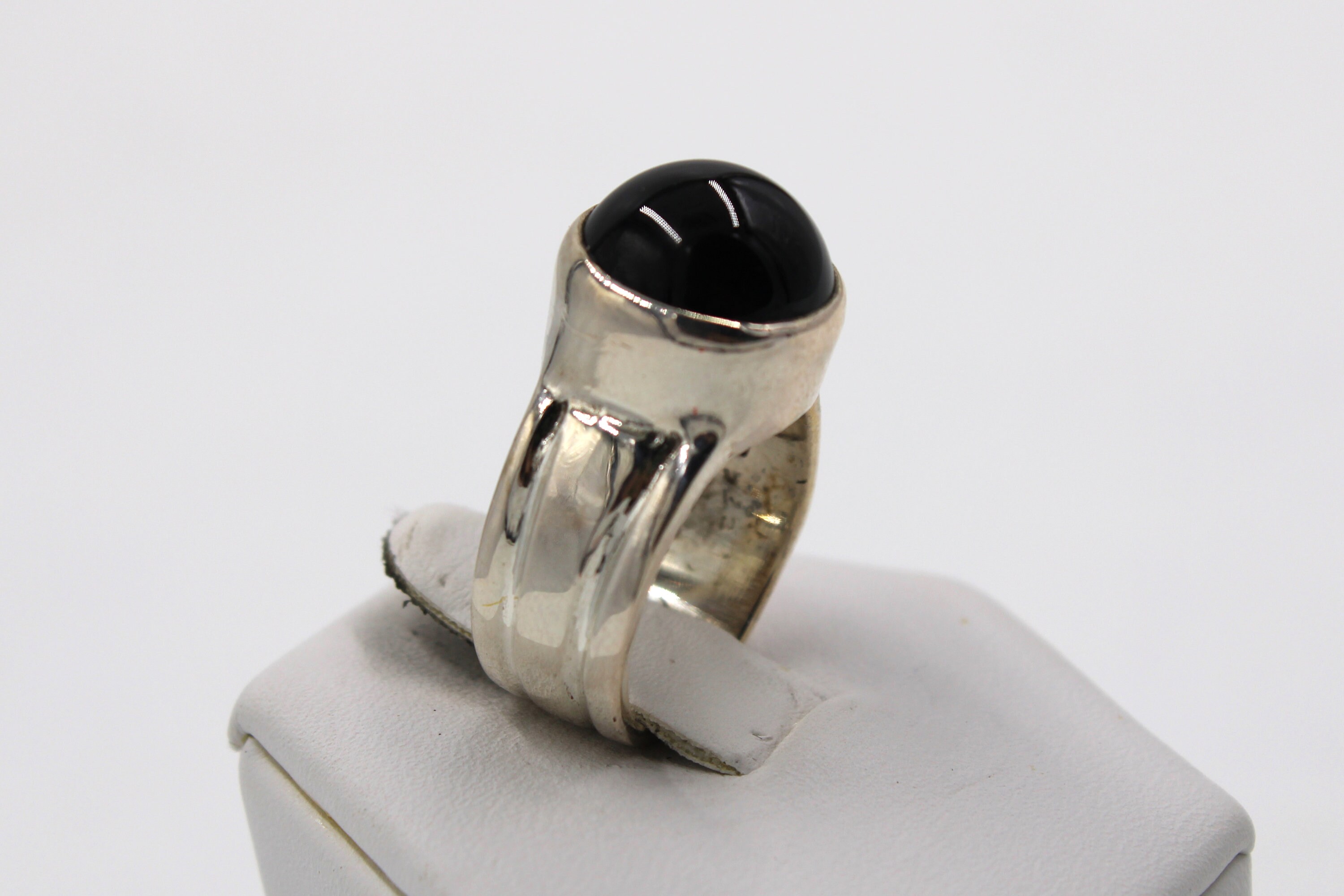 Handmade Vintage Onyx and Sterling Silver Ring. FREE