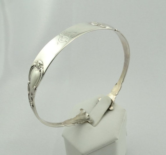 Lightweight Unique Engraved "C" Initial Vintage S… - image 5