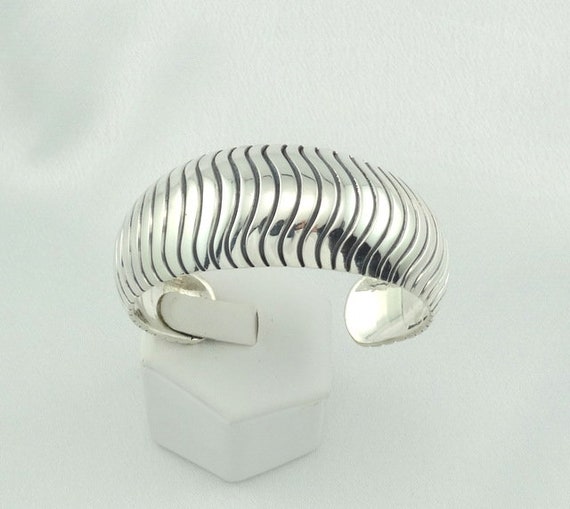Substantial Snake Belly Pattern Solid Sterling Si… - image 1