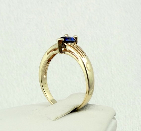 Stunning 14K Yellow Gold and Royal Blue Sapphire … - image 5