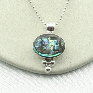 Gorgeous Shining Abalone Shell Sterling Silver Vintage Pendant FREE SHIPPING! 18&quot; Sterling Silver Chain Included! #ABALONE-SPC5