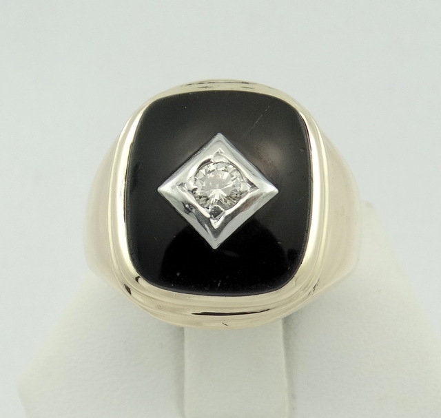【再入荷】 Gold Yellow 10K Diamond and Onyx Vintage Ring 1/2 7 Size アクセサリー