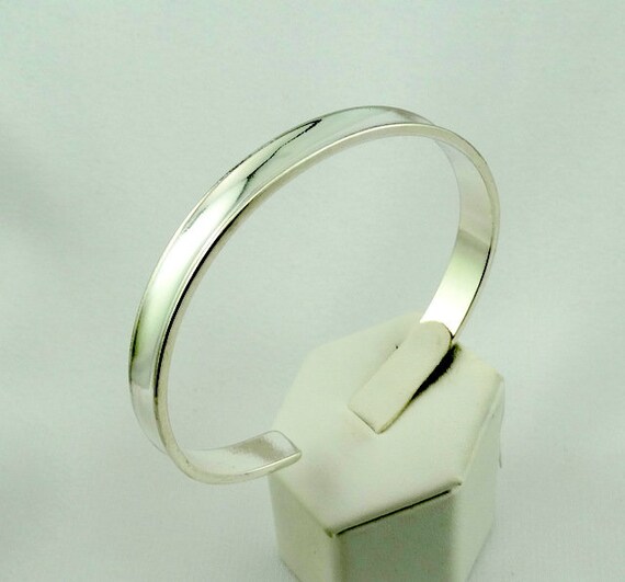 Simple & Stunning Vintage Solid Sterling Silver C… - image 3