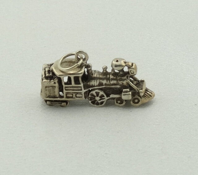 Train Vintage  Sterling  Silver Charm FREE SHIPPING!   #TRAN-CM14